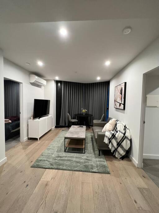 Comfy 2 Bed Apartment In The Heart Of Melbourne Luaran gambar