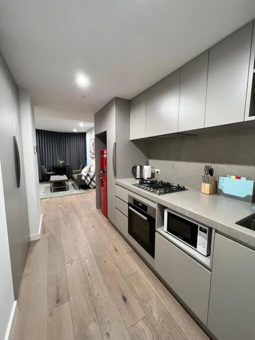 Comfy 2 Bed Apartment In The Heart Of Melbourne Luaran gambar
