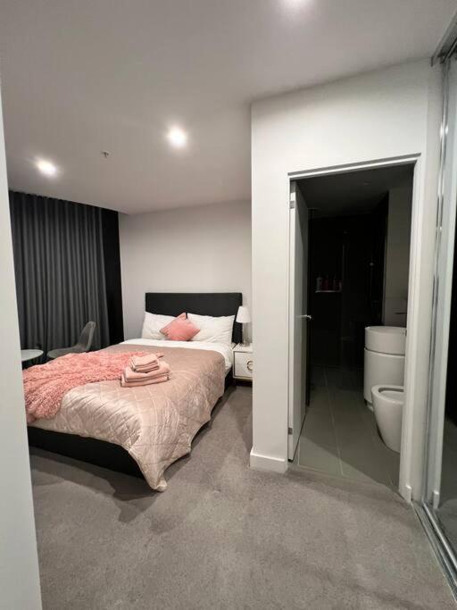 Comfy 2 Bed Apartment In The Heart Of Melbourne Luaran gambar